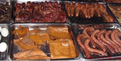 掌握地道鹵味，掘金長沙小吃市場——湖南食為天小吃培訓學校專業鹵菜技術傳授